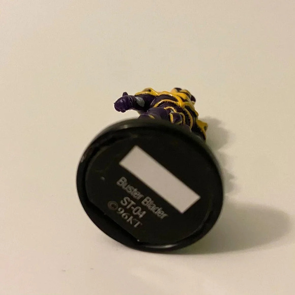 1996 Yugioh Dungeon Dice Monsters Buster Blader ST 04 Mini Figure 1.75 Inch Tall - Picture 5 of 9